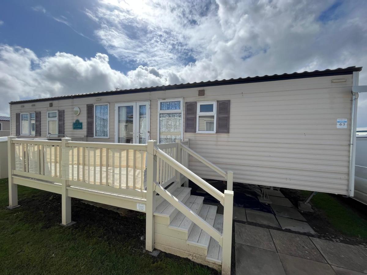 Eagle 63: Pet-friendly Beach Retreat At California Cliffs Holiday park