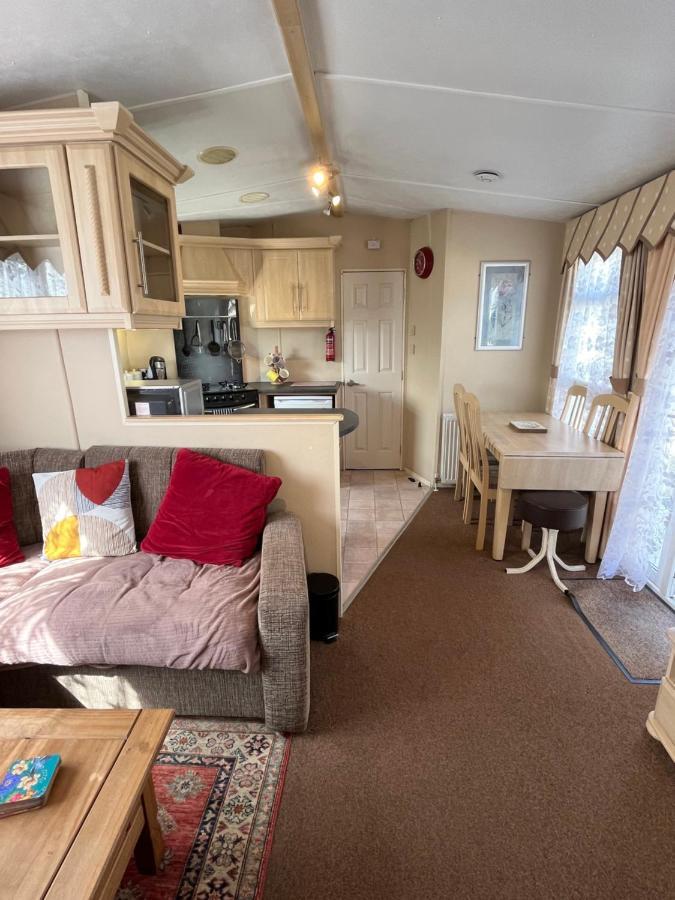 Eagle 63: Pet-friendly Beach Retreat At California Cliffs Holiday park