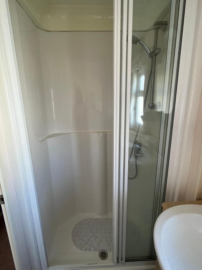 Eagle 63: Pet-friendly Beach Retreat At California Cliffs Holiday park