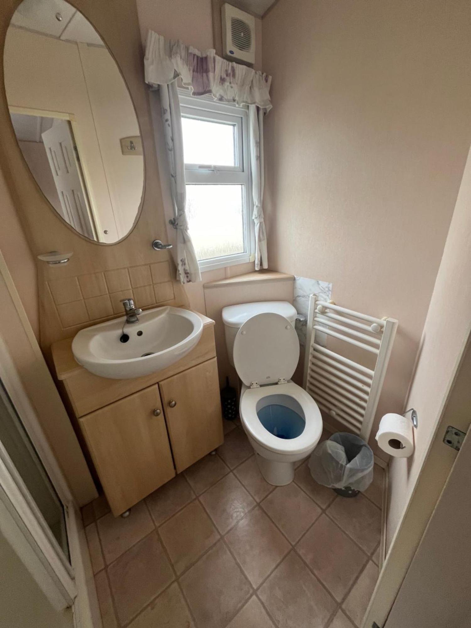 Eagle 63, - California Cliffs, Parkdean, Sleeps 6, Pet Friendly, Bed Linen And Towels Included - Close To The Beach * Scratby